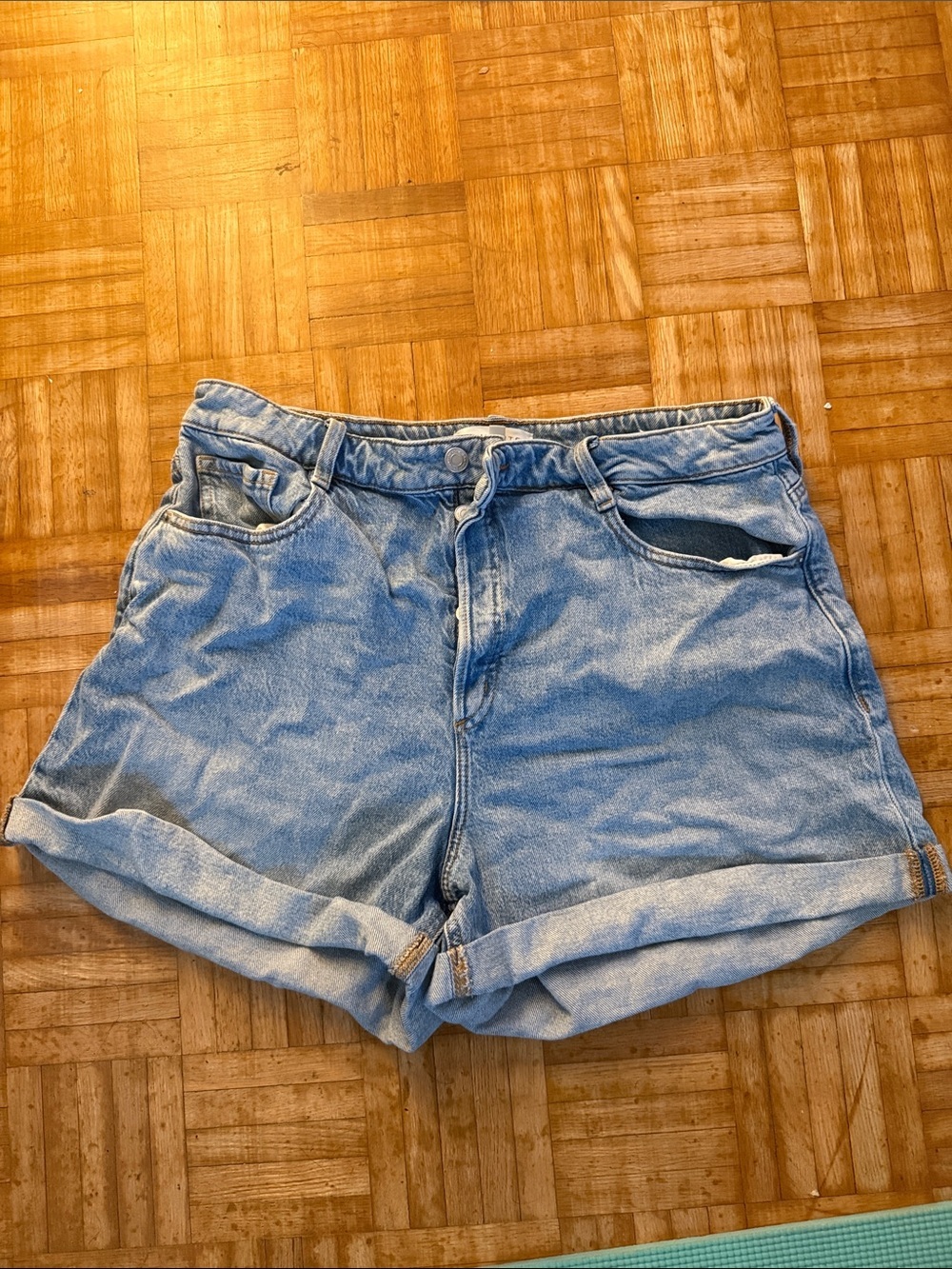 Dynamite Light Blue Washed Denim Shorts